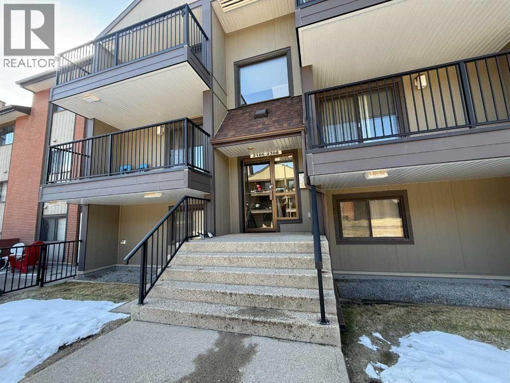 2105, 13045 6 Street SW — photo 2