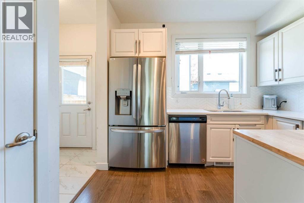 314 Redstone Boulevard NE — photo 13