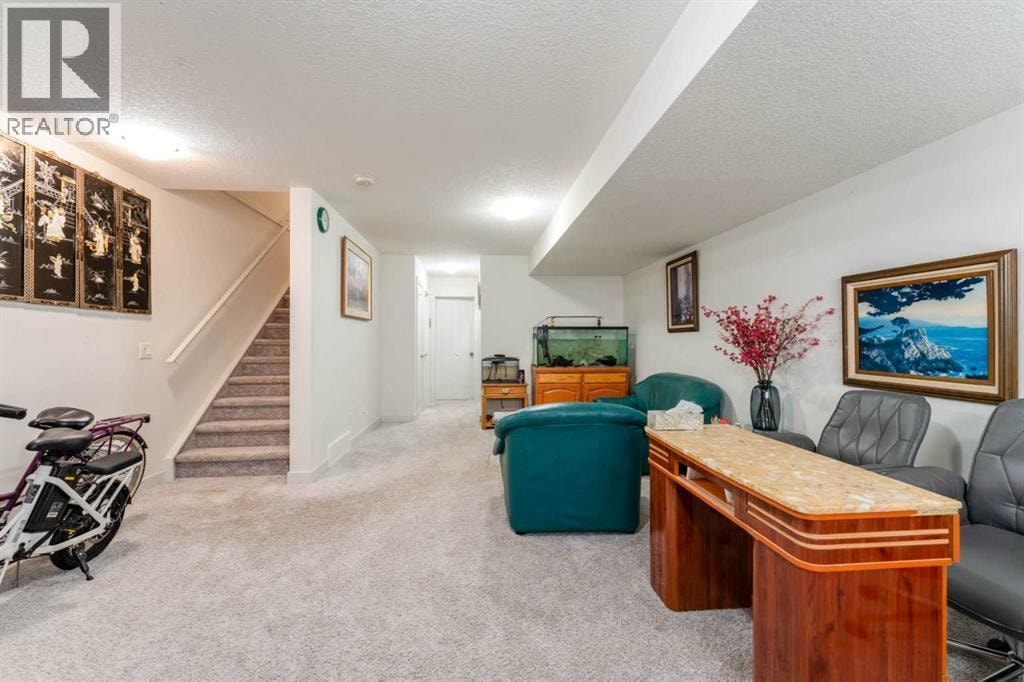 314 Redstone Boulevard NE — photo 28