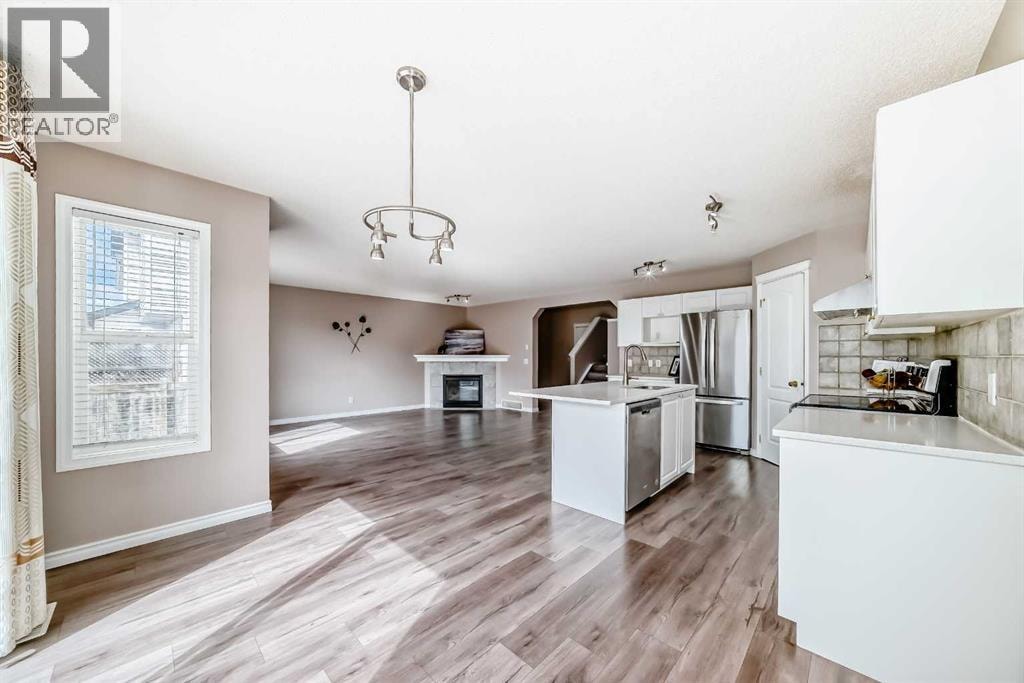 9 Somerside Crescent SW — photo 1