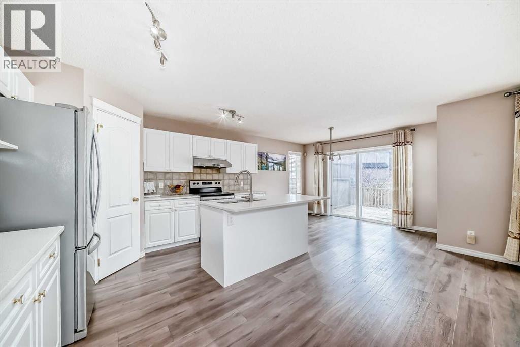 9 Somerside Crescent SW — photo 11