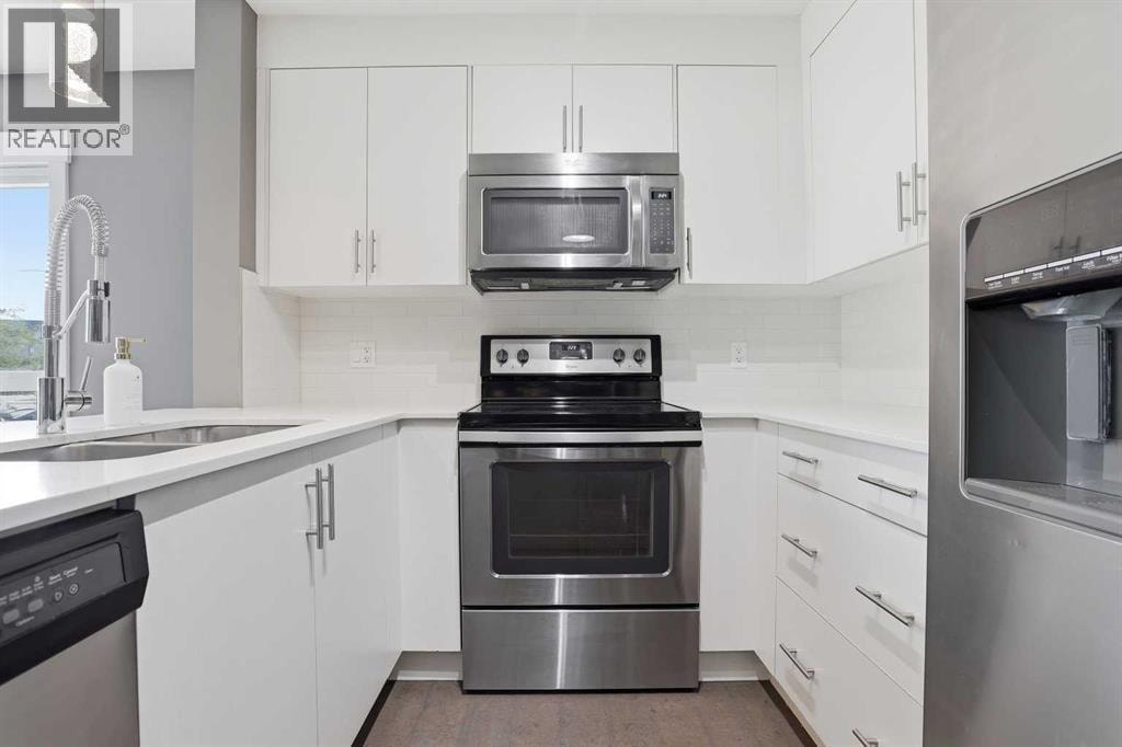 3116, 302 Skyview Ranch Drive NE
