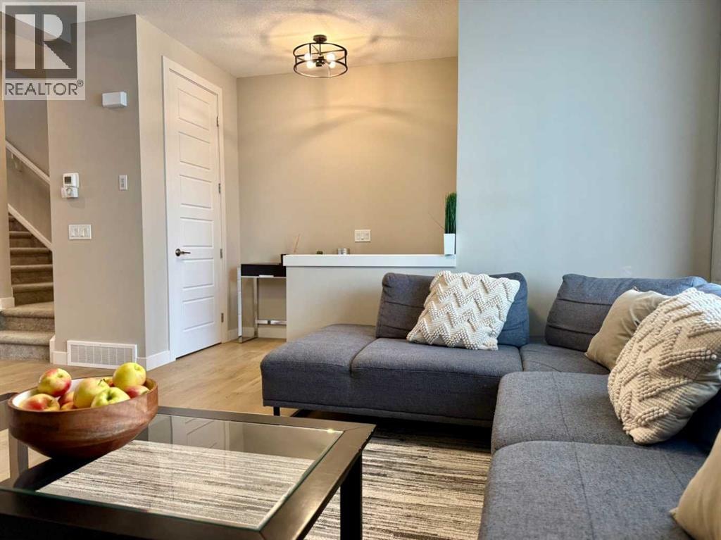 399 Sora Boulevard SE — photo 8