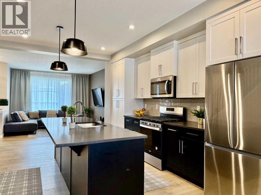 399 Sora Boulevard SE — photo 3