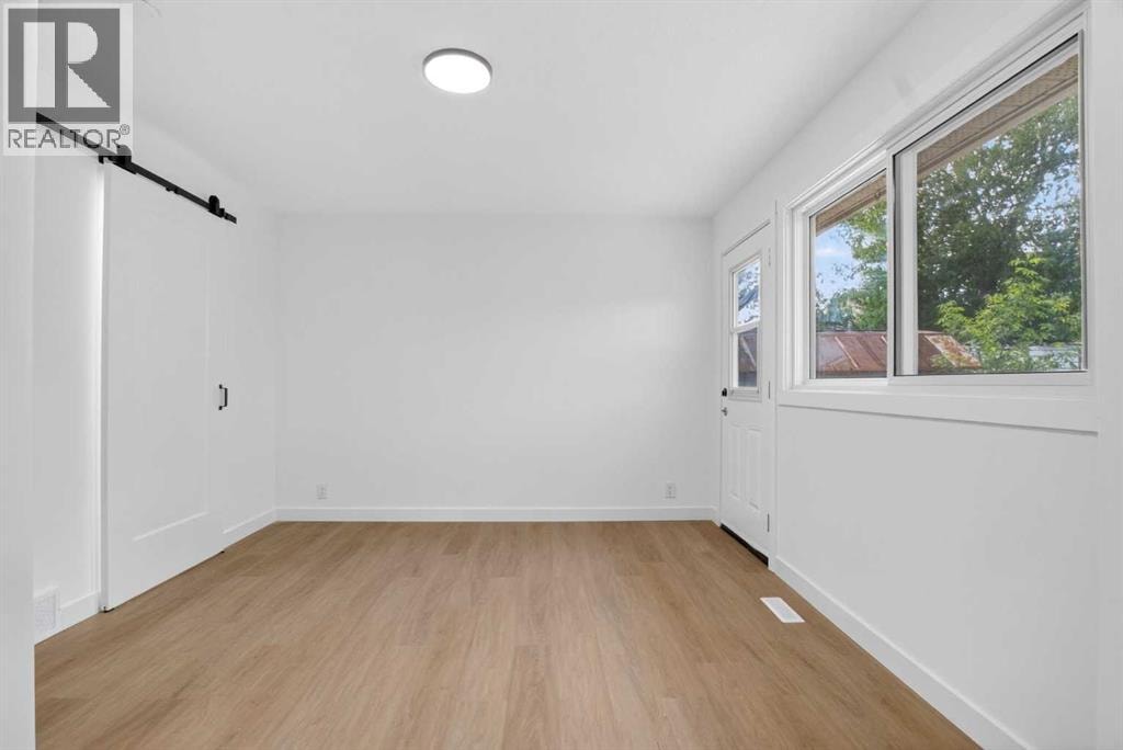 304 Beddington Circle NE — photo 22