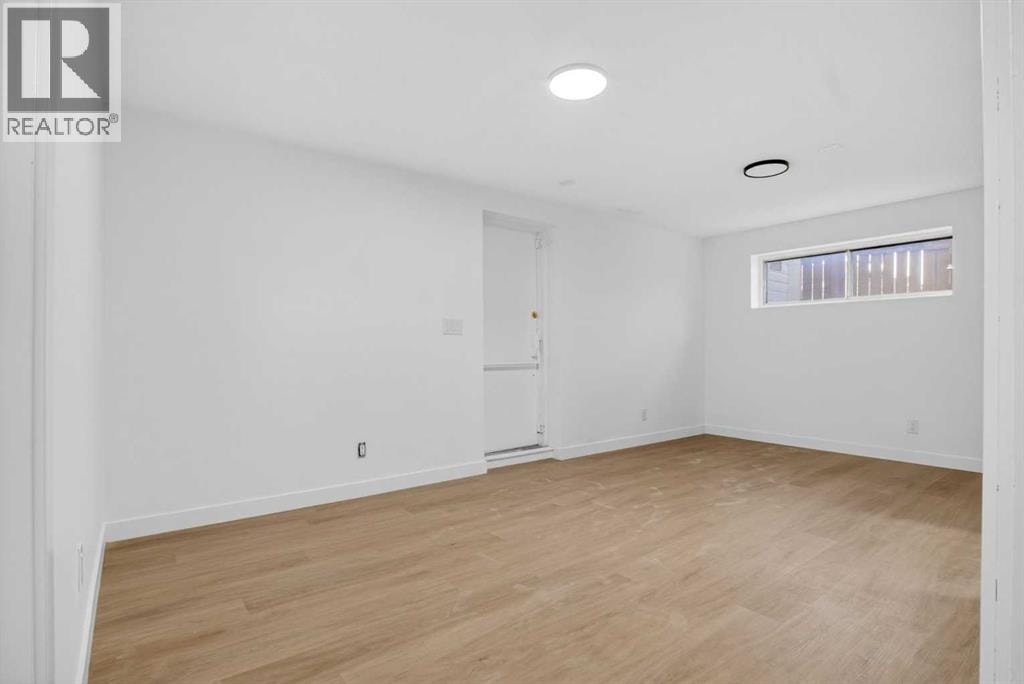 304 Beddington Circle NE — photo 31