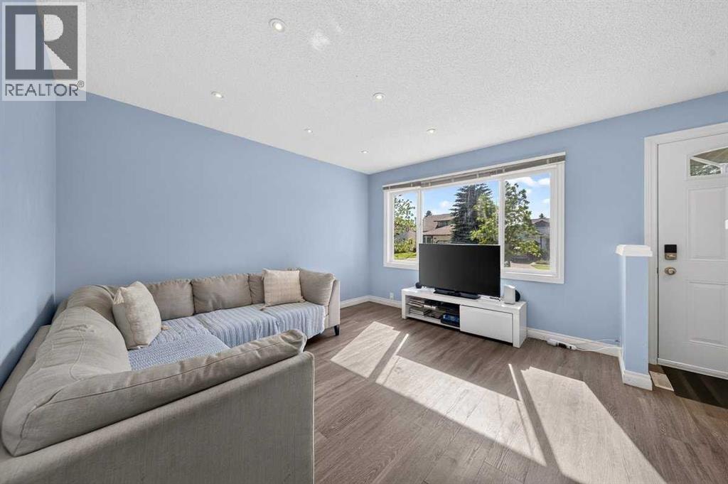 538 Woodbine Boulevard SW — photo 10