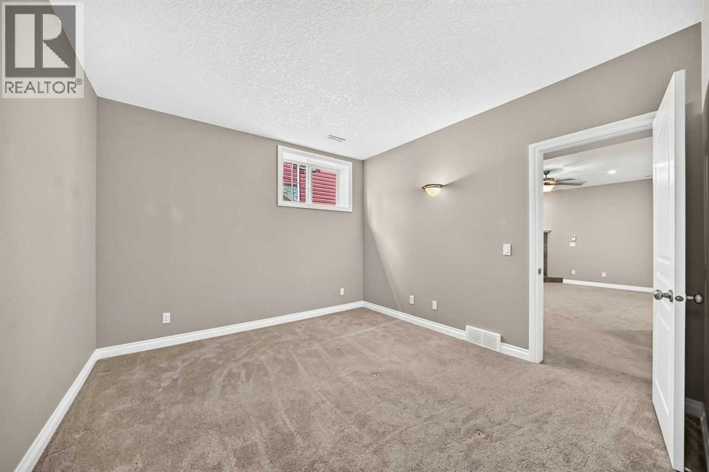 114 TUCKER Circle — photo 40