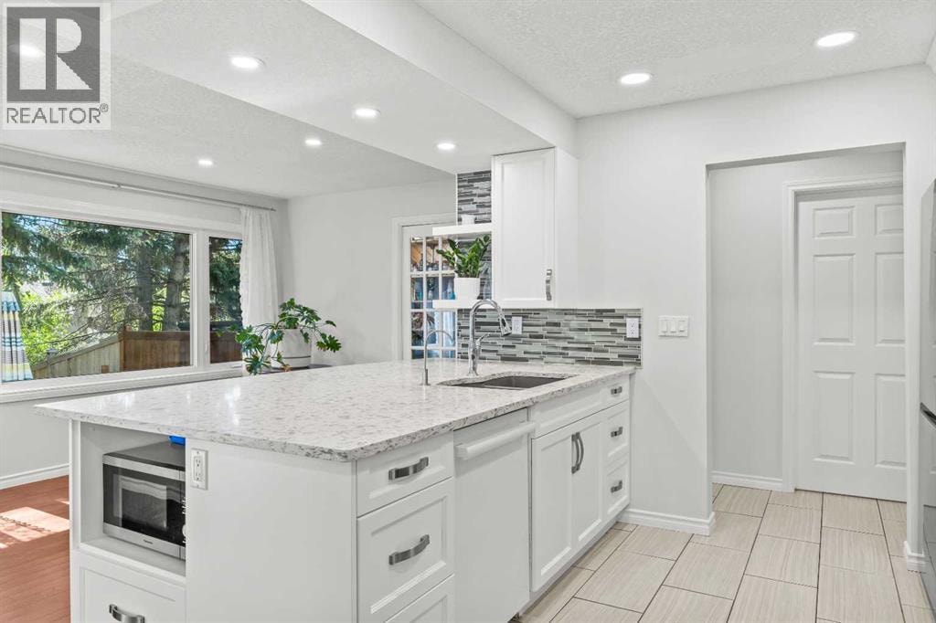 151 Ranchview Place NW — photo 18