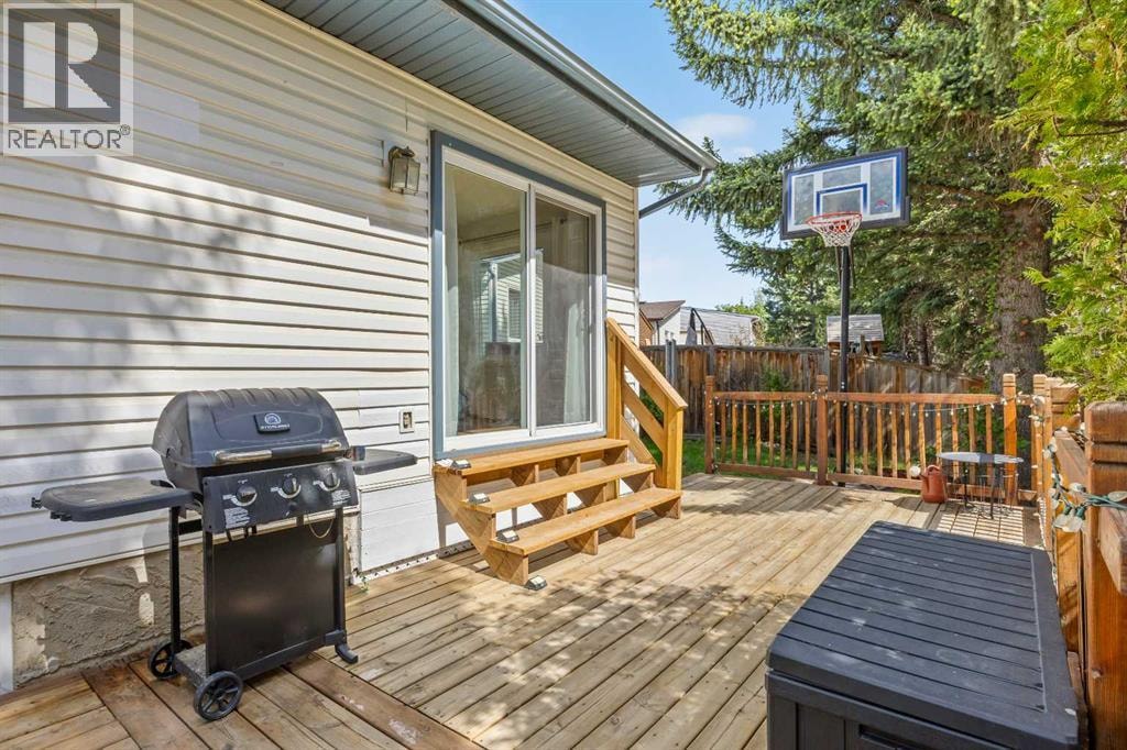 151 Ranchview Place NW — photo 47