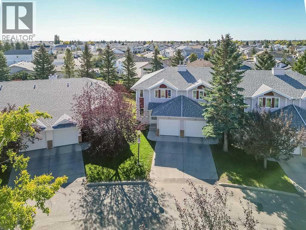 100 Catalina Circle NE