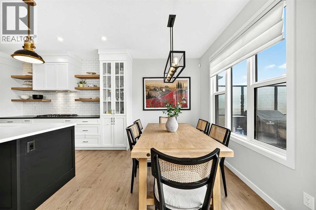 791 Cranbrook Gardens SE — photo 15