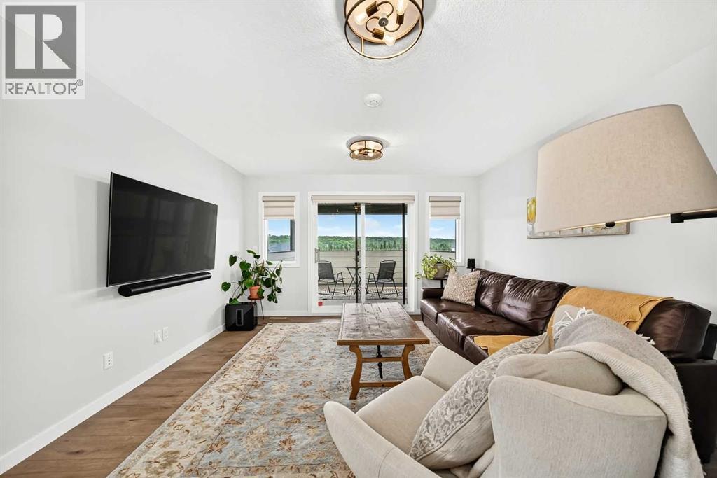791 Cranbrook Gardens SE — photo 36