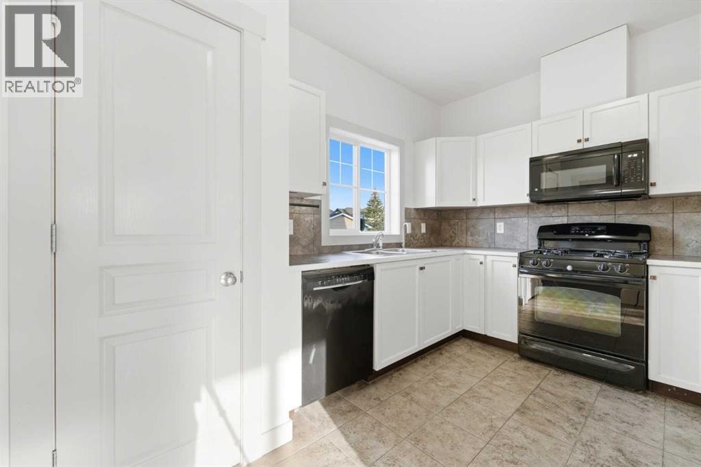 151 Royal Oak Drive NW — photo 13
