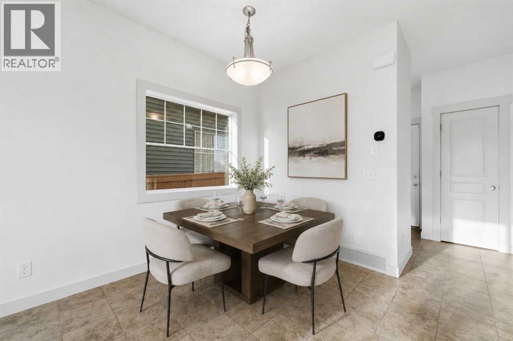 151 Royal Oak Drive NW — photo 8