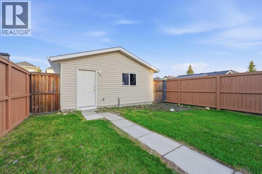 151 Royal Oak Drive NW — photo 32