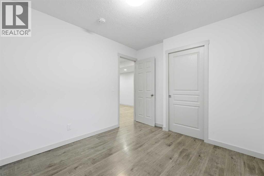 151 Royal Oak Drive NW — photo 29