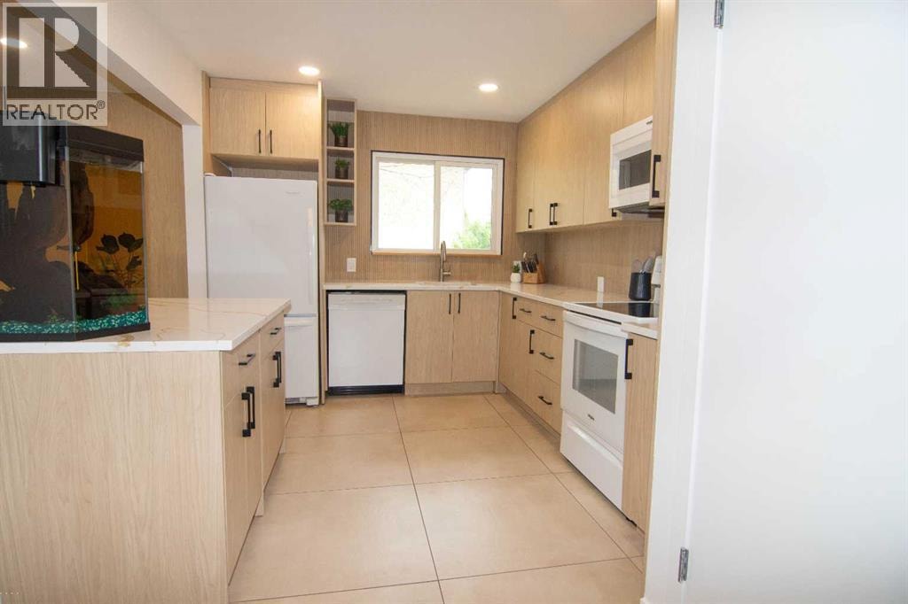 235 Avonburn Road SE — photo 9