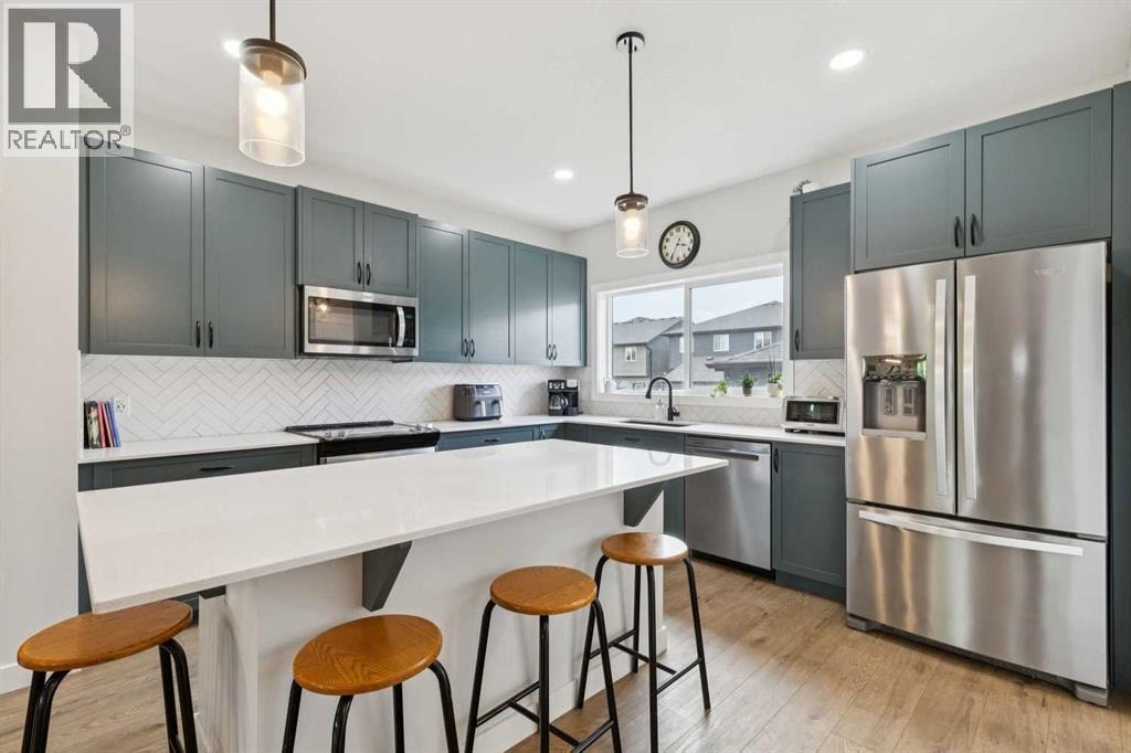 198 Legacy Reach Crescent SE — photo 10