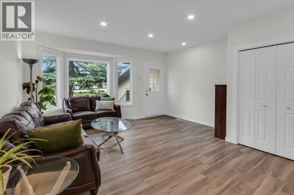 203 Edgepark Boulevard NW — photo 8