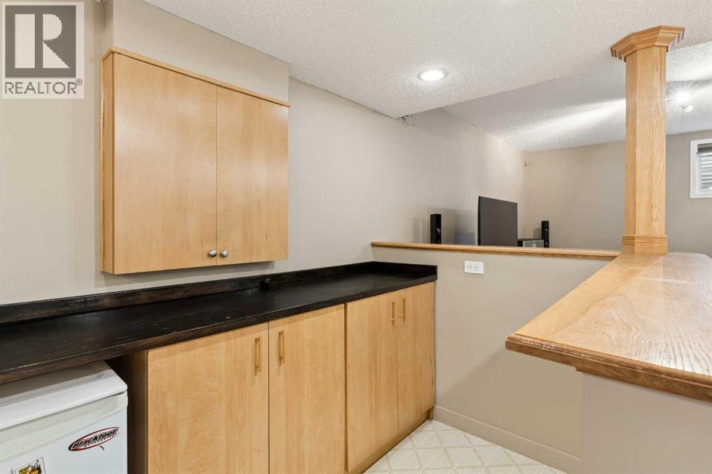 11 Somerglen Court SW — photo 29