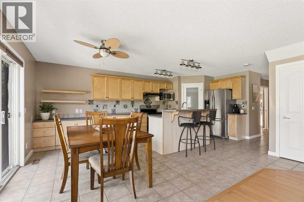 11 Somerglen Court SW — photo 6