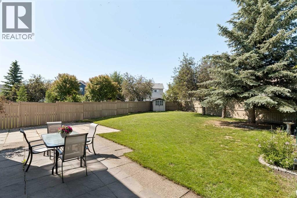 11 Somerglen Court SW — photo 37