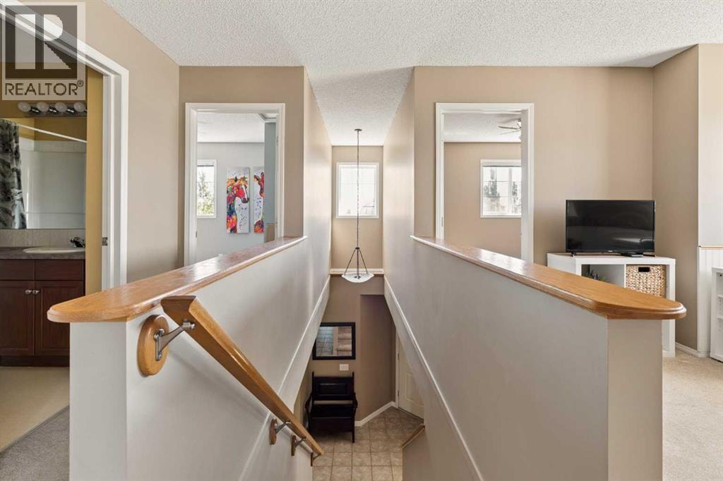 11 Somerglen Court SW — photo 15