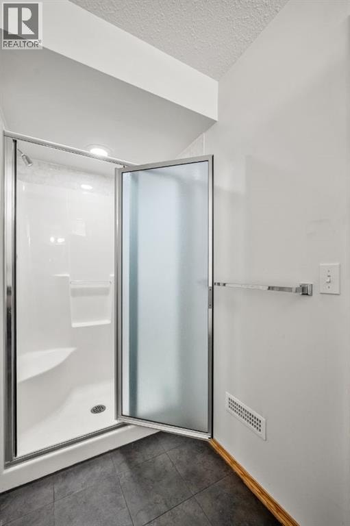 131 Lake Simcoe Court SE — photo 31