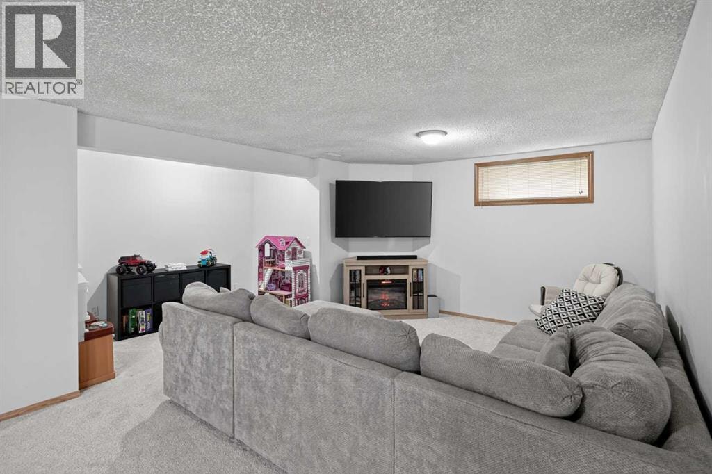 72 Springs Crescent SE — photo 25