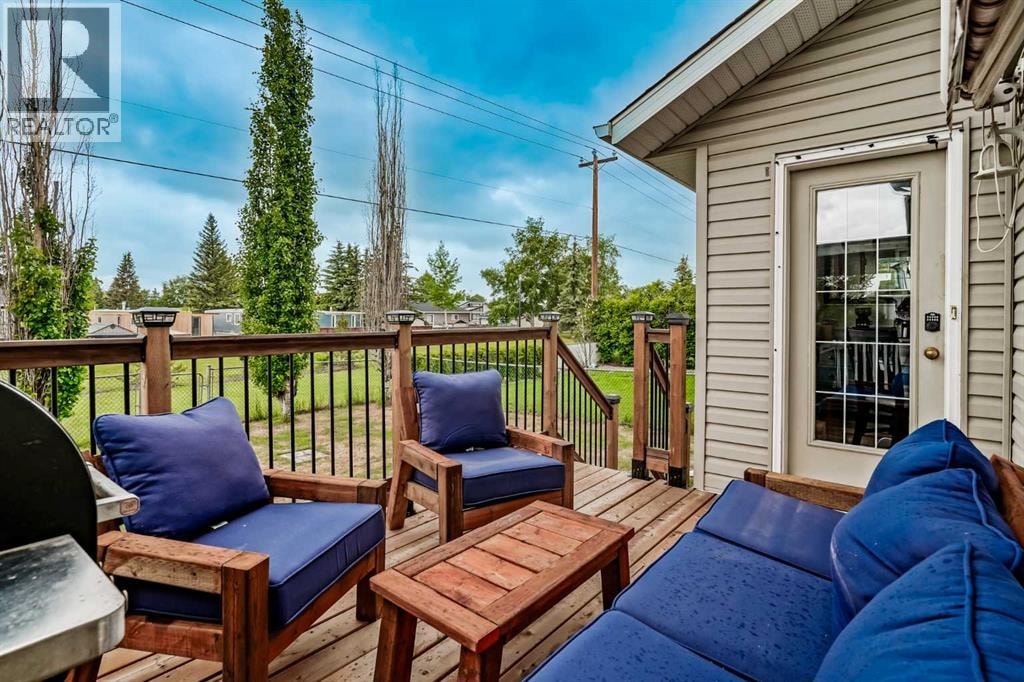 72 Springs Crescent SE — photo 31