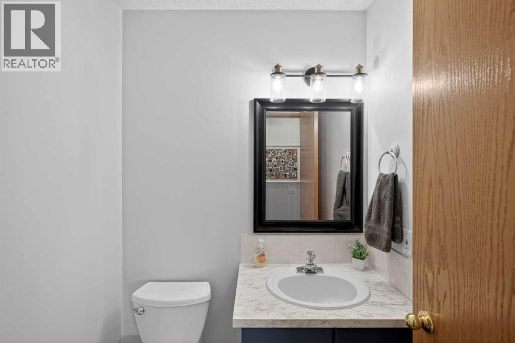 72 Springs Crescent SE — photo 12