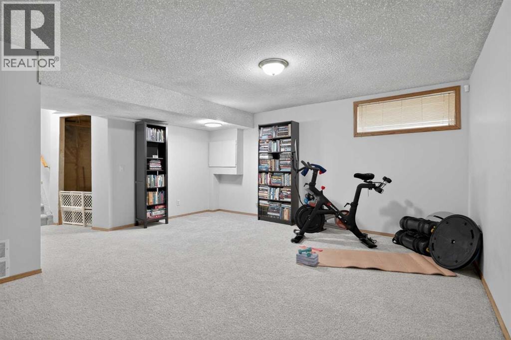 72 Springs Crescent SE — photo 27