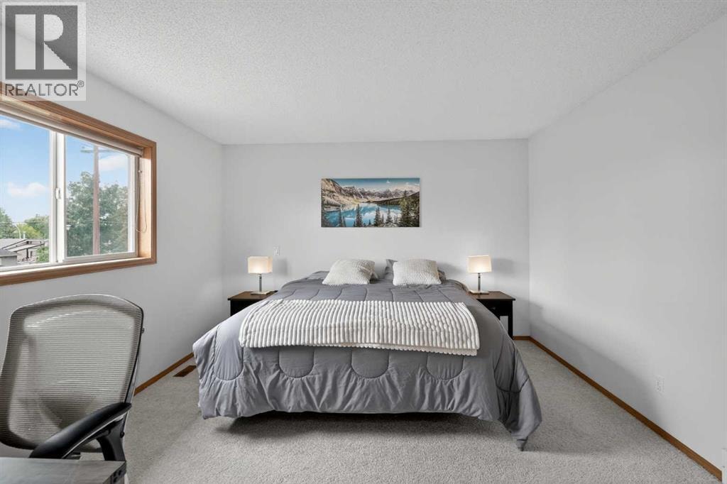 72 Springs Crescent SE — photo 17
