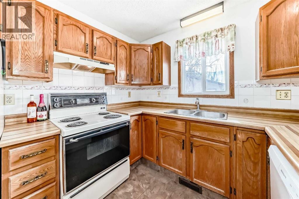 1837 Meadowbrook Drive SE — photo 15