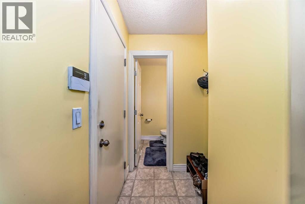 187 Bridlewood View SW — photo 12