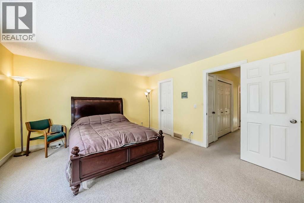 187 Bridlewood View SW — photo 25