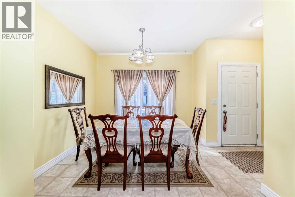 187 Bridlewood View SW — photo 3
