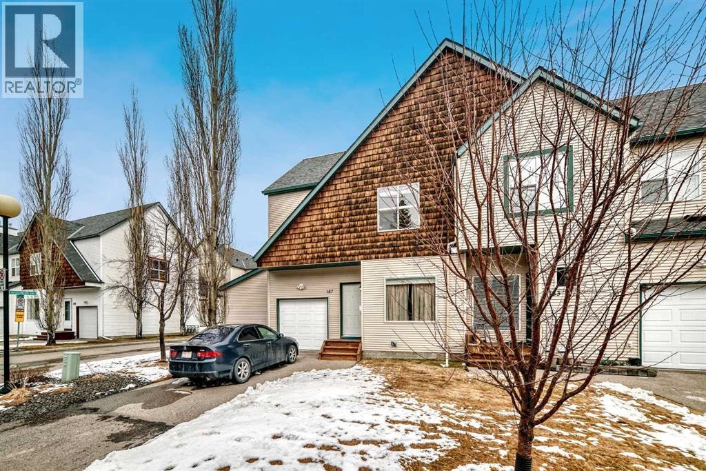 187 Bridlewood View SW — photo 2