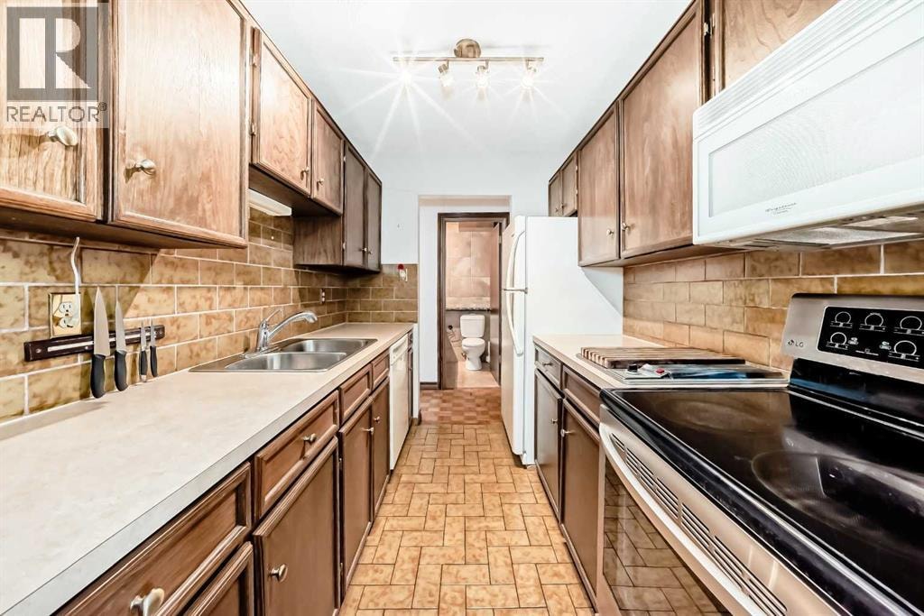 201, 512 Cedar Crescent SW — photo 12