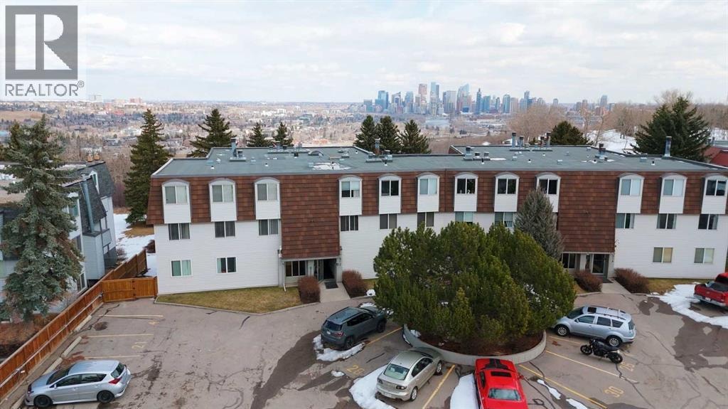 201, 512 Cedar Crescent SW — photo 2