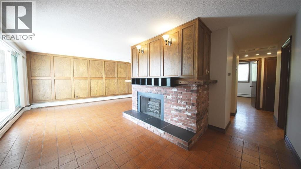 201, 512 Cedar Crescent SW — photo 8