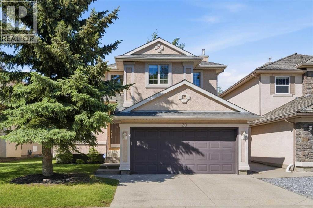 30 Mt Yamnuska Court SE — photo 2