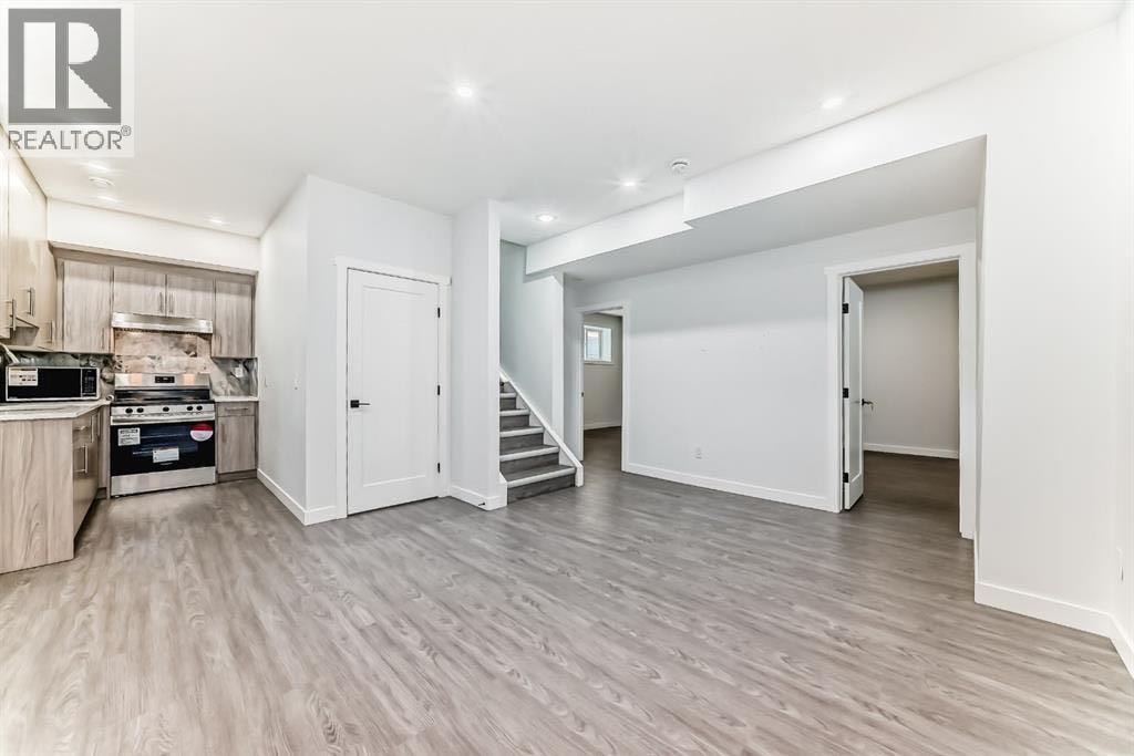 127 Saddlecrest Grove NE — photo 37