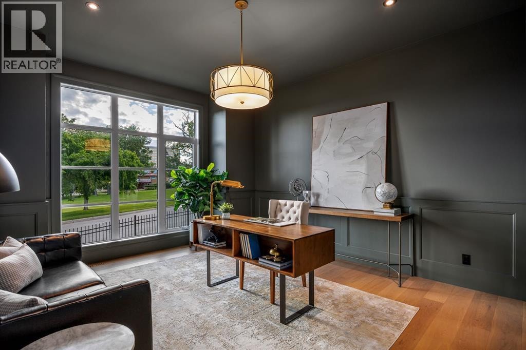 2920 Toronto Crescent NW — photo 18