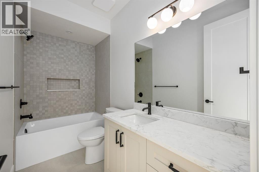 2920 Toronto Crescent NW — photo 36