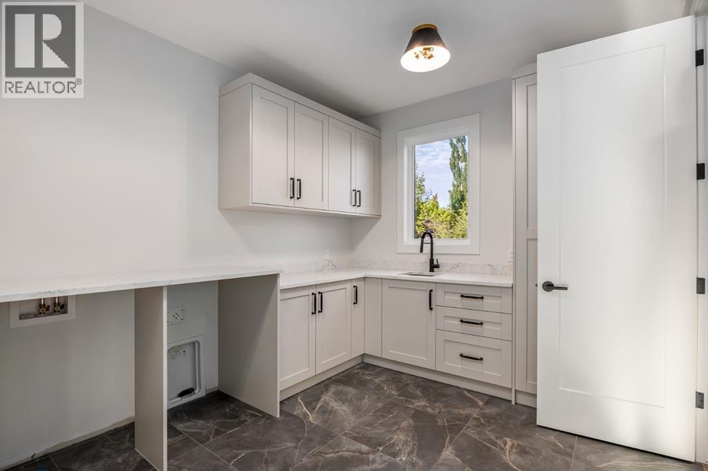 2920 Toronto Crescent NW — photo 28
