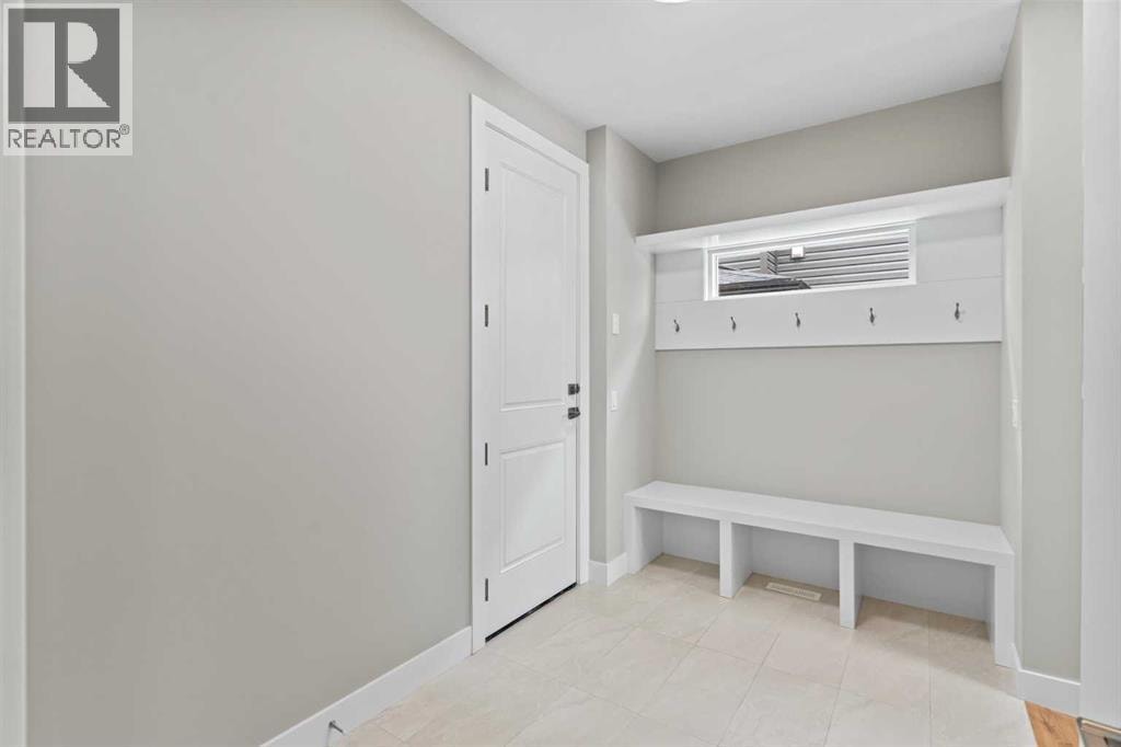 160 Vantage Drive — photo 9