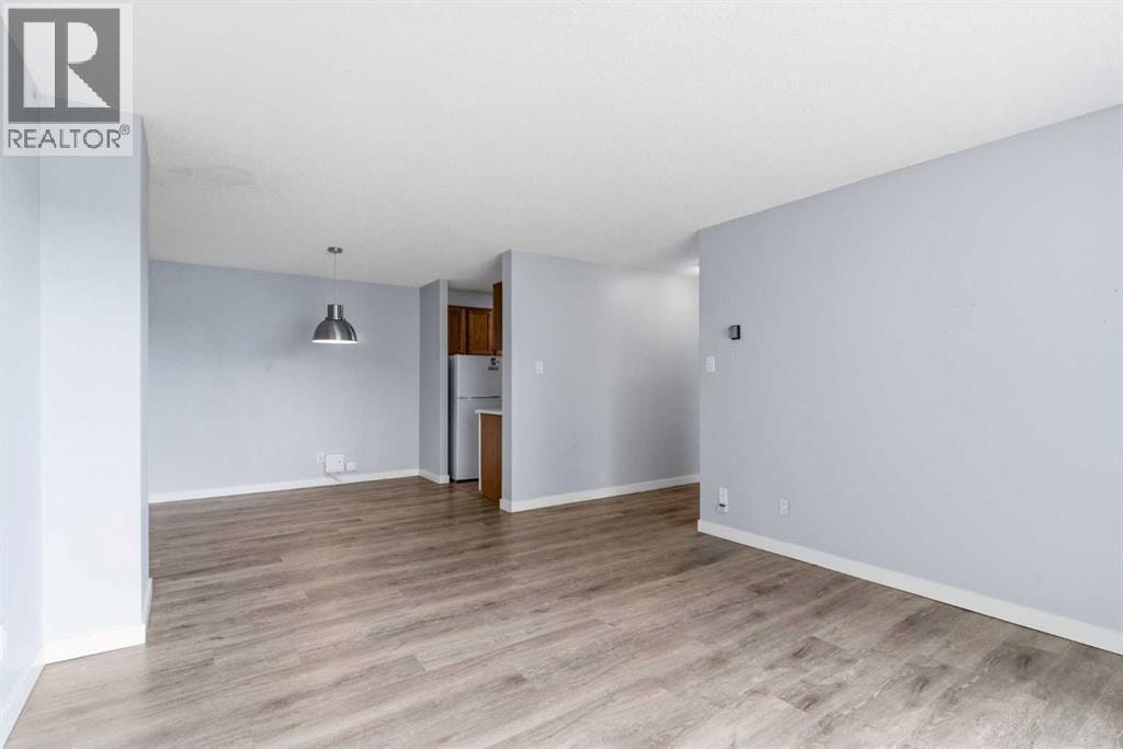 806, 924 14 Avenue SW — photo 15
