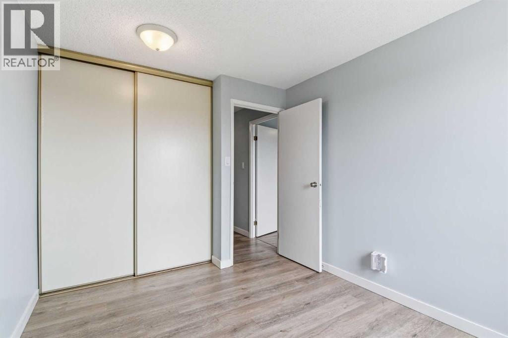 806, 924 14 Avenue SW — photo 26